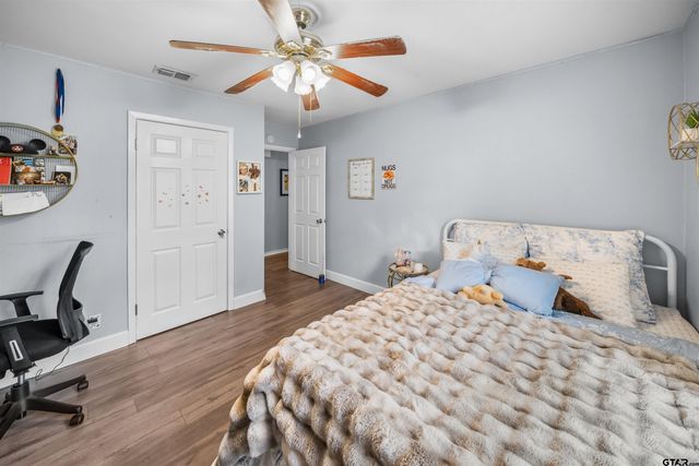 3016 S Cameron, Tyler, TX 75701