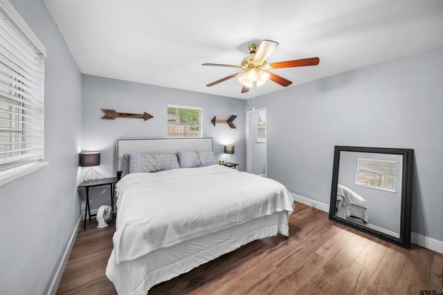 3016 S Cameron, Tyler, TX 75701