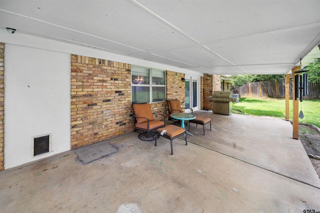 3016 S Cameron, Tyler, TX 75701
