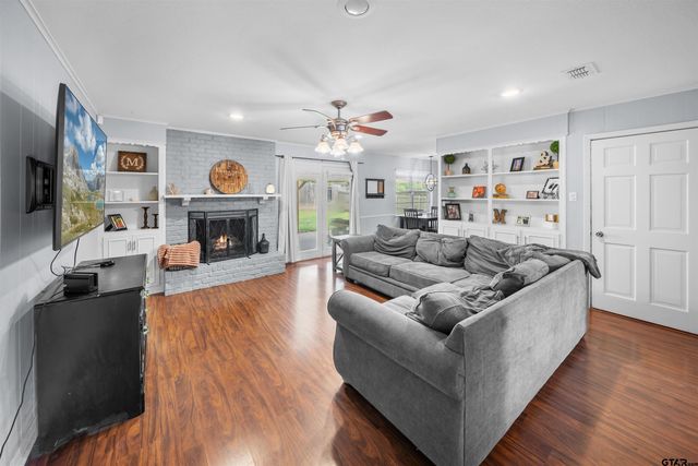 3016 S Cameron, Tyler, TX 75701
