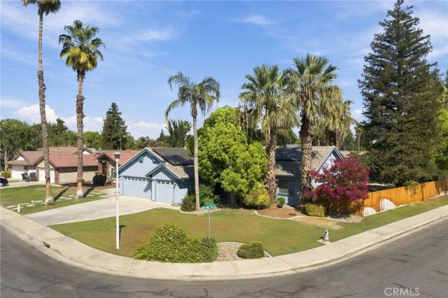 9500 Eagle Oak, Bakersfield, CA 93311