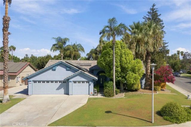 9500 Eagle Oak, Bakersfield, CA 93311