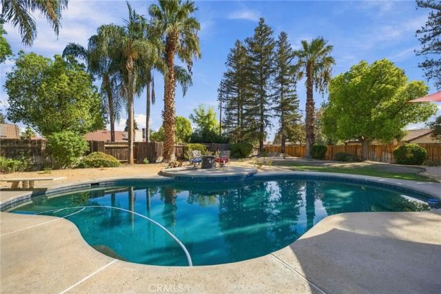9500 Eagle Oak, Bakersfield, CA 93311