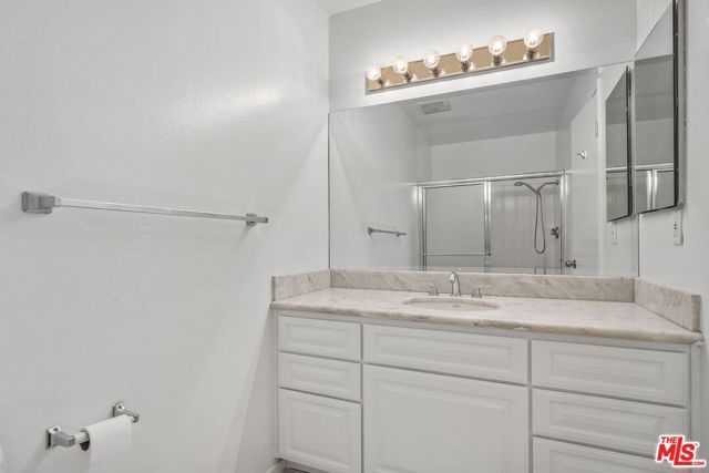 1211 Raintree Circle, Culver City, CA 90230