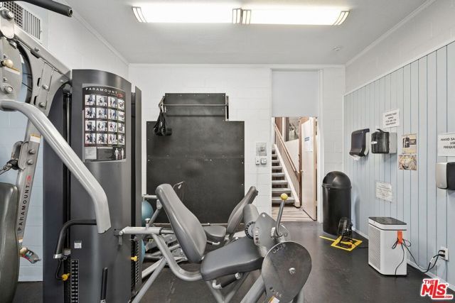 1211 Raintree Circle, Culver City, CA 90230
