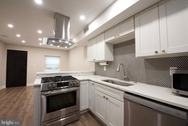 502 S BRADFORD ST, Baltimore, MD 21224