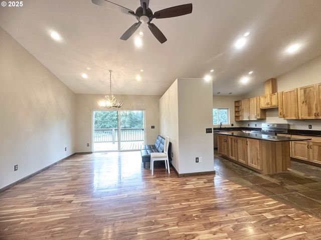 19400 S FRANK Rd, Colton, OR 97017