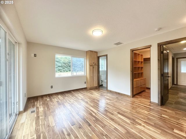 19400 S FRANK Rd, Colton, OR 97017