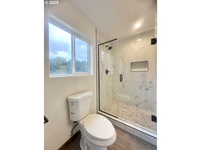 19400 S FRANK Rd, Colton, OR 97017