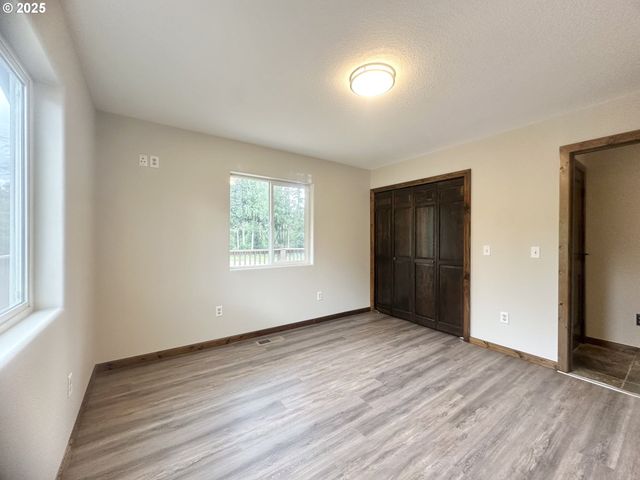 19400 S FRANK Rd, Colton, OR 97017