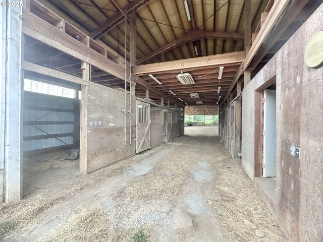 19400 S FRANK Rd, Colton, OR 97017