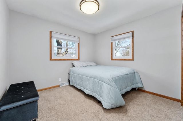 2527 Lynn Avenue, Altoona, WI 54720