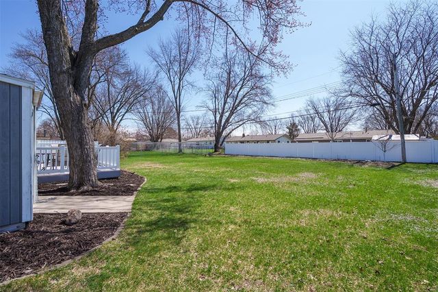2527 Lynn Avenue, Altoona, WI 54720
