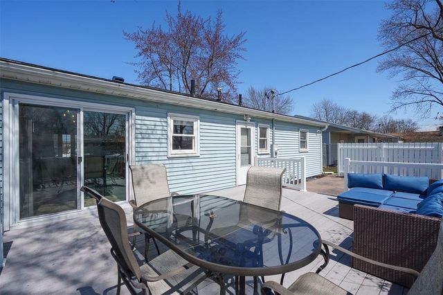 2527 Lynn Avenue, Altoona, WI 54720