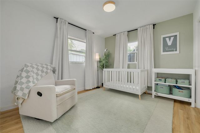 5271 35TH AVENUE N, St Petersburg, FL 33710