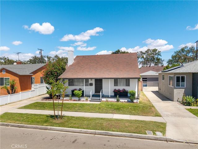 6026 Oliva, Lakewood, CA 90712
