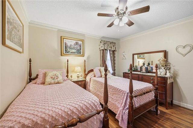 8001 Kilcash Court, Clemmons, NC 27012