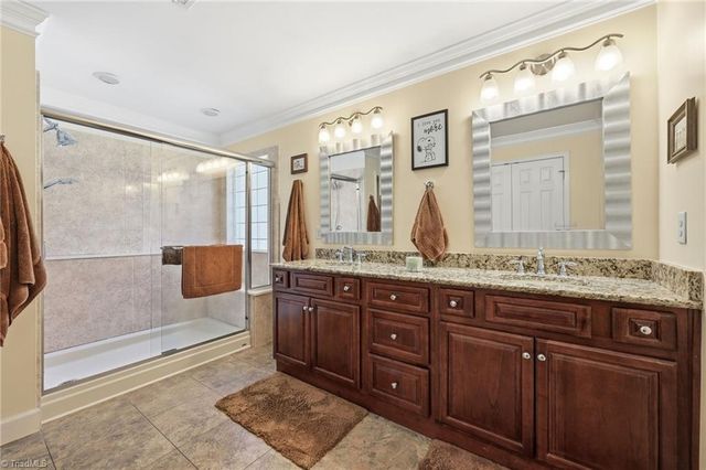 8001 Kilcash Court, Clemmons, NC 27012