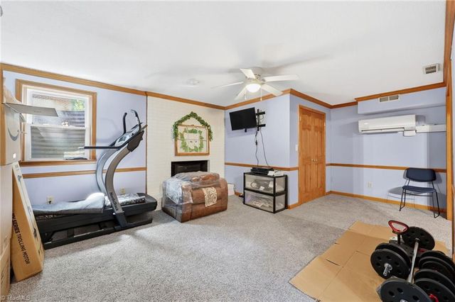 8001 Kilcash Court, Clemmons, NC 27012