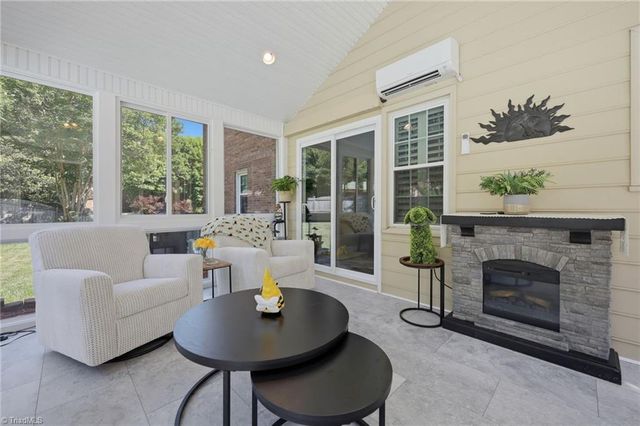 8001 Kilcash Court, Clemmons, NC 27012