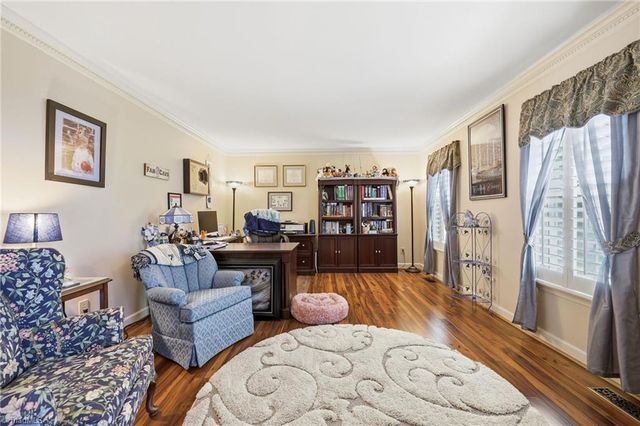 8001 Kilcash Court, Clemmons, NC 27012