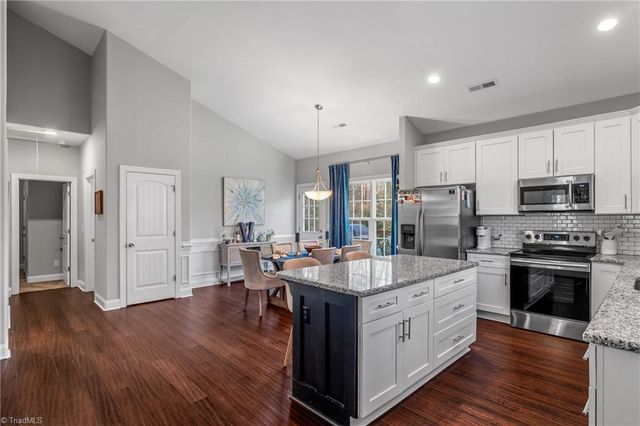 4504 Pine Vista Lane, Greensboro, NC 27406