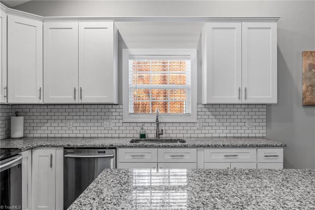 4504 Pine Vista Lane, Greensboro, NC 27406