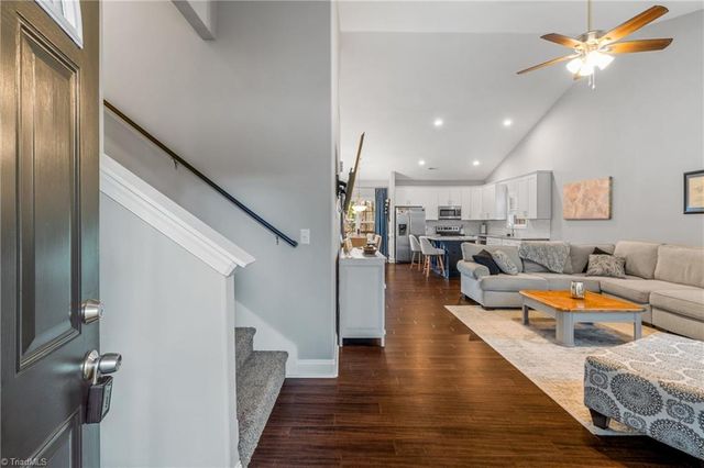 4504 Pine Vista Lane, Greensboro, NC 27406