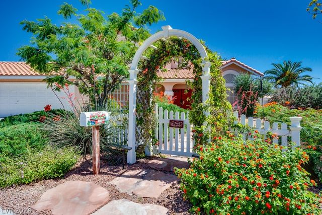 5808 Lone Song Road, North Las Vegas, NV 89031