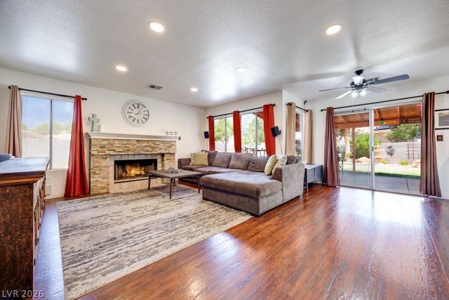 5808 Lone Song Road, North Las Vegas, NV 89031