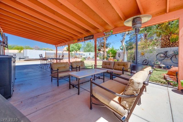 5808 Lone Song Road, North Las Vegas, NV 89031