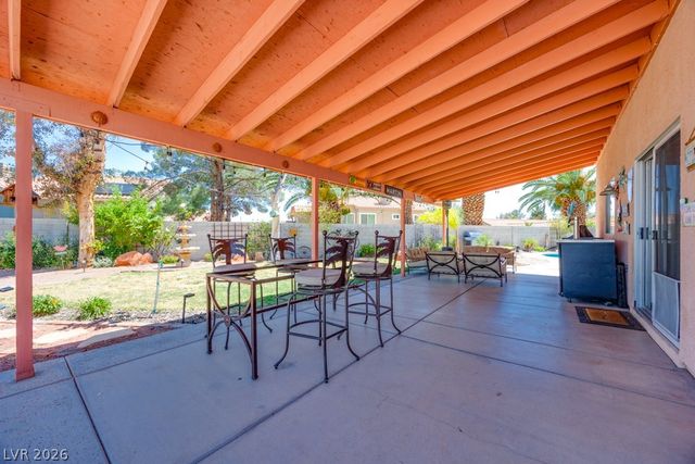 5808 Lone Song Road, North Las Vegas, NV 89031