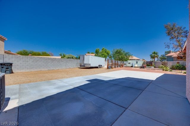 5808 Lone Song Road, North Las Vegas, NV 89031