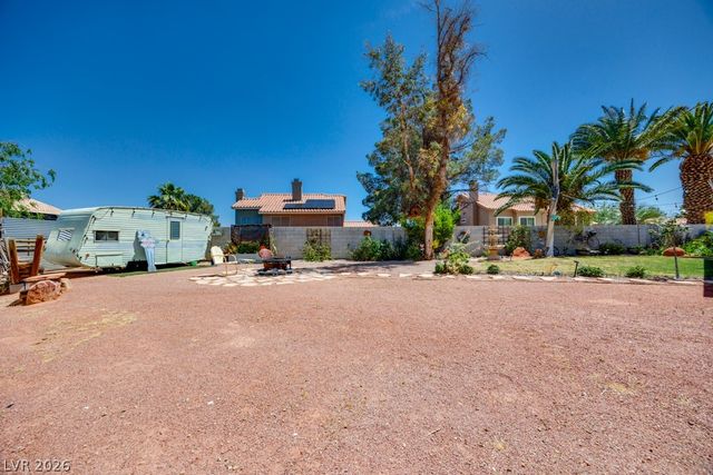 5808 Lone Song Road, North Las Vegas, NV 89031