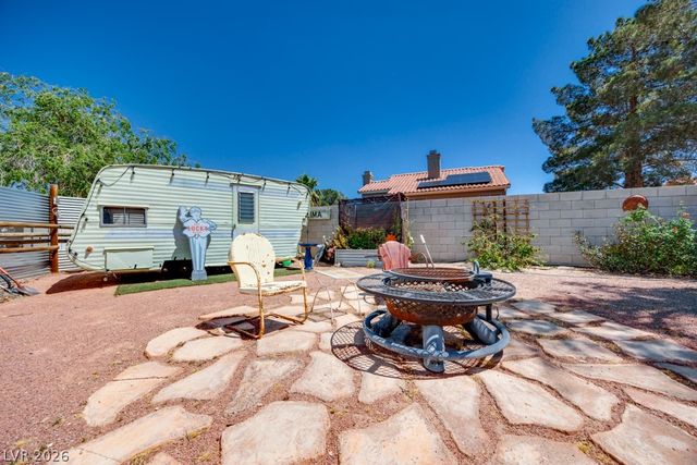 5808 Lone Song Road, North Las Vegas, NV 89031