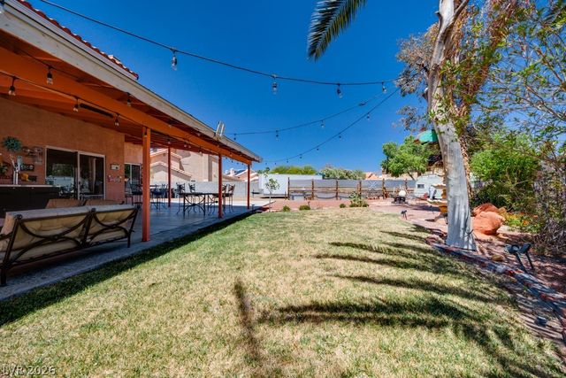 5808 Lone Song Road, North Las Vegas, NV 89031