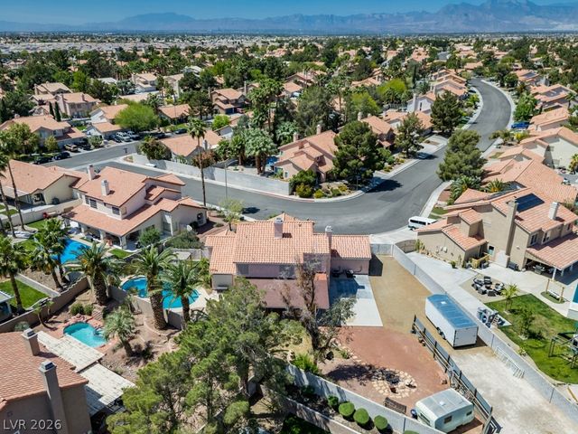 5808 Lone Song Road, North Las Vegas, NV 89031