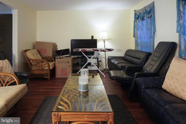 9914 MAPLE LEAF DR, Gaithersburg, MD 20886