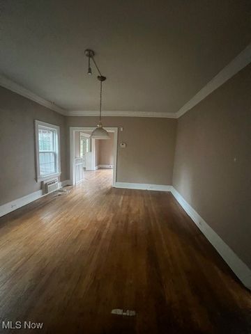 2915 Ludlow Road, Cleveland, OH 44120