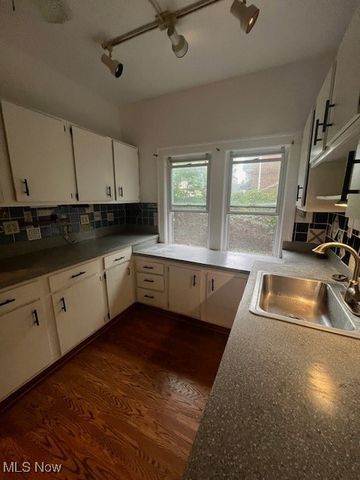 2915 Ludlow Road, Cleveland, OH 44120