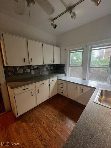 2915 Ludlow Road, Cleveland, OH 44120