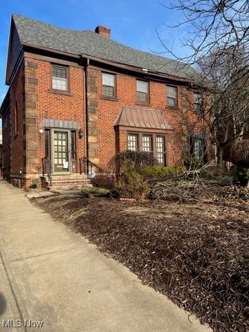 2915 Ludlow Road, Cleveland, OH 44120