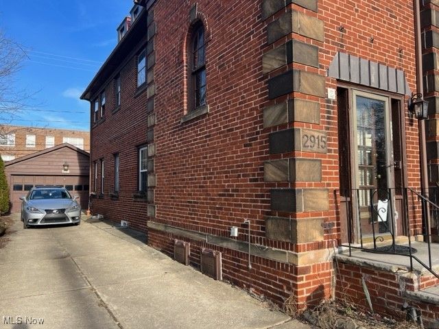 2915 Ludlow Road, Cleveland, OH 44120