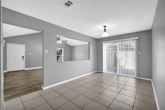 1043 Sierra Shadows Drive, Katy, TX 77450