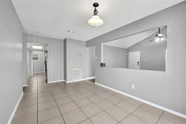 1043 Sierra Shadows Drive, Katy, TX 77450