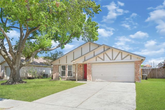 1043 Sierra Shadows Drive, Katy, TX 77450