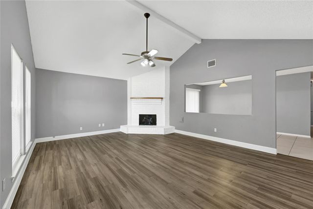 1043 Sierra Shadows Drive, Katy, TX 77450