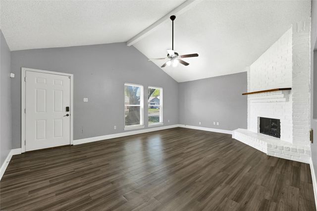 1043 Sierra Shadows Drive, Katy, TX 77450