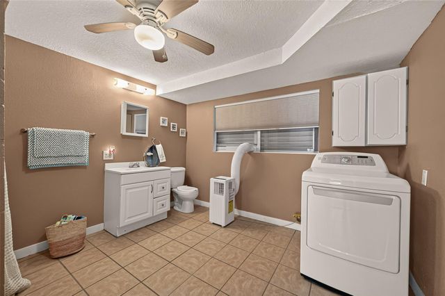 674 Warsaw Street, Bayou Vista, TX 77563