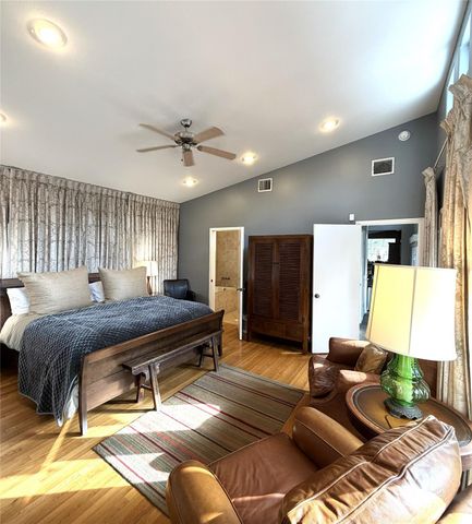 1803 Mohle DR, Austin, TX 78703